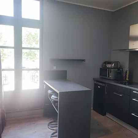 بيت الحب Confort Avec Balneo Et Lit King Size